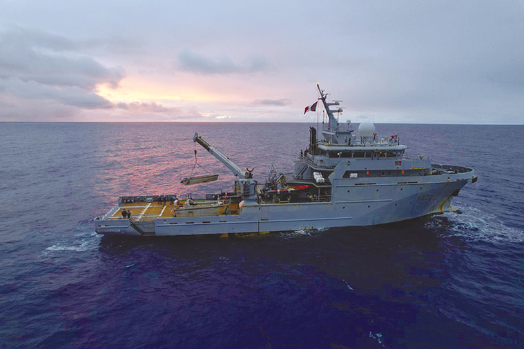 Les FAPF surveillent la future aire marine protégée Les FAPF surveillent la future aire marine protégée