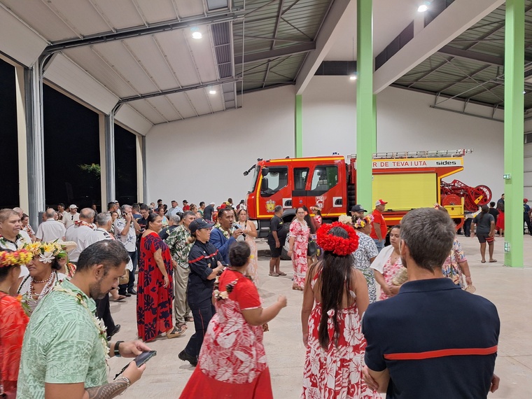 Le bâtiment dispose d'un grand hangar et de plusieurs salles sur deux étages (Crédit photos : Anne-Charlotte Lehartel).