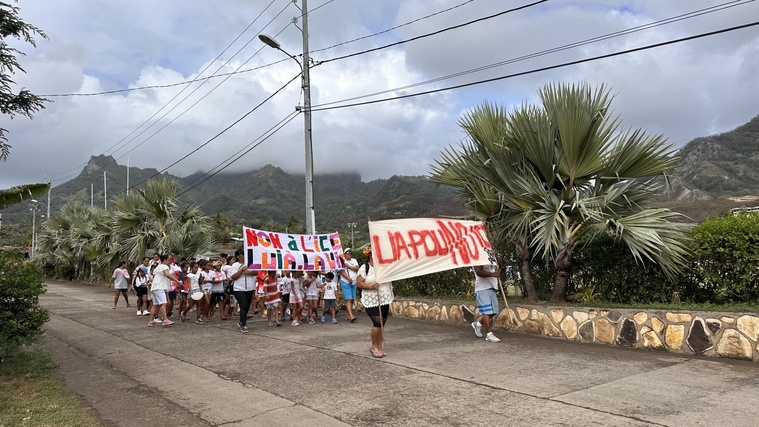 Manifestation à Ua Pou : « OUI à la vie, non à l’ICE » Manifestation à Ua Pou : « OUI à la vie, non à l’ICE »