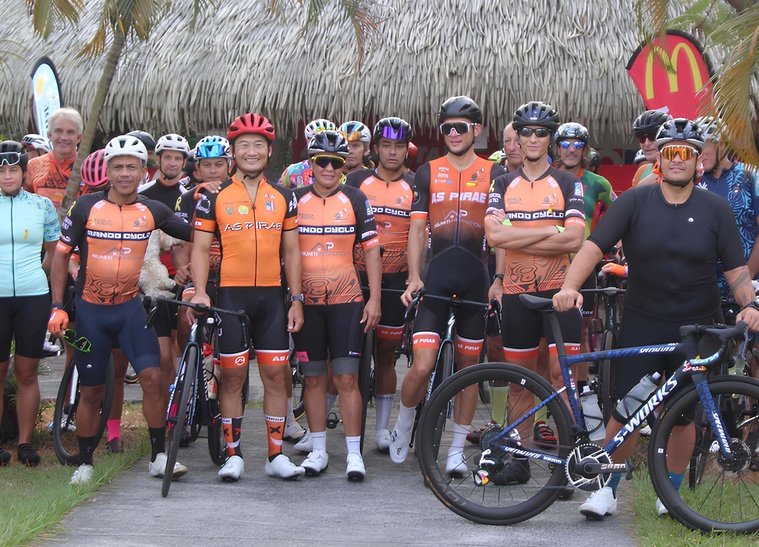 Une centaine de cyclistes ont pris le départ dimanche à la mairie de Pirae de la Rando Cyclo encadrée par l’AS Pirae Cyclisme, fidèle de l’événement.