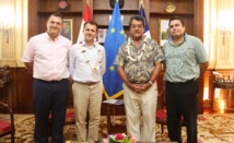 Le Président Edouard Fritch reçoit le Vice-Président du MEDEF France Le Président Edouard Fritch reçoit le Vice-Président du MEDEF France