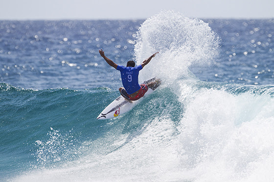 Surf Pro – Quiksilver Pro Gold Coast : Michel Bourez commence fort