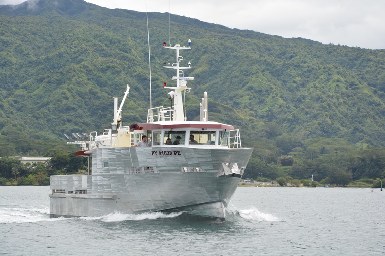 Jeudi dernier, le Tahitian Tuna 2 a quitté Taravao pour rejoindre Papeete en toute sécurité. ©NSI