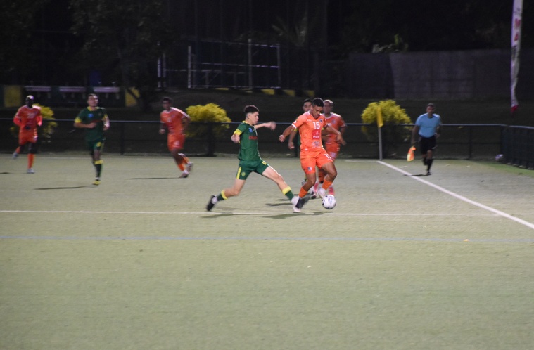 Pirae a bien résisté malgré son infériorité numérique. Pirae a bien résisté malgré son infériorité numérique.