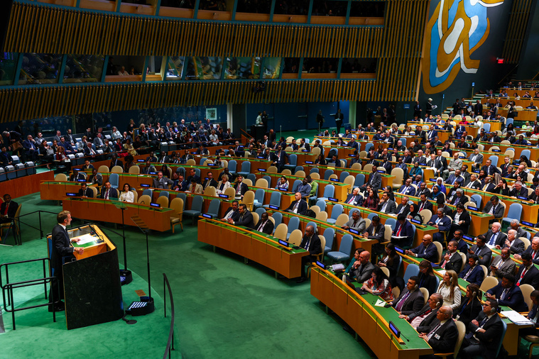 "Le temps de la paix est venu": la France reconnaît "l'Etat de Palestine" à l'ONU