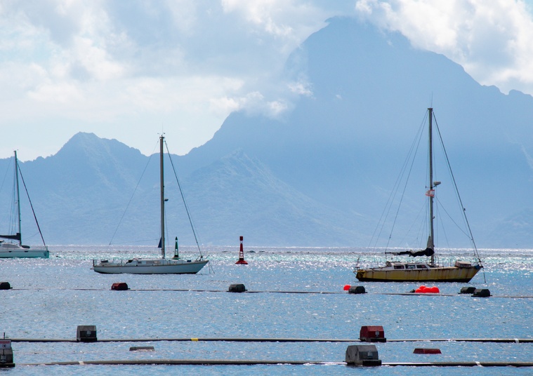 Les bateaux présents devant le parc Vaira'i devront se déplacer pour le passage de l'émissaire vers Taapuna.