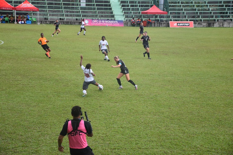 Les jeunes Cagous ont souvent défendu mais ont réussi à trouver des solutions en deuxième mi-temps pour lancer quelques attaques. Les jeunes Cagous ont souvent défendu mais ont réussi à trouver des solutions en deuxième mi-temps pour lancer quelques attaques.