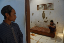 Indonésie: le calvaire de malades mentaux enchaînés