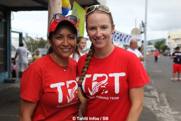 Tahia Teikikaine et Marta Slosarska de l'association TRT