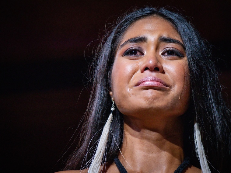 Teatarau Mai remporte le concours de mannequins de la Tahiti Fashion Week