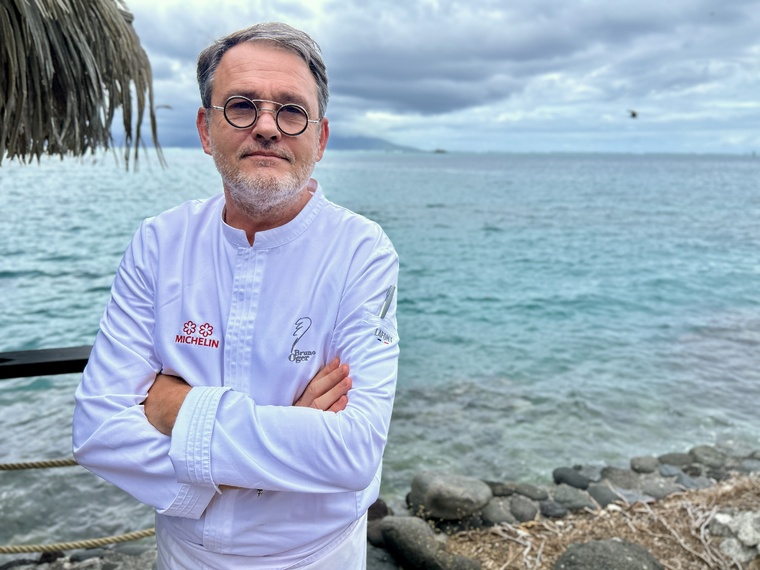À Tahiti, le chef doublement étoilé Bruno Oger forme la relève du Lotus À Tahiti, le chef doublement étoilé Bruno Oger forme la relève du Lotus