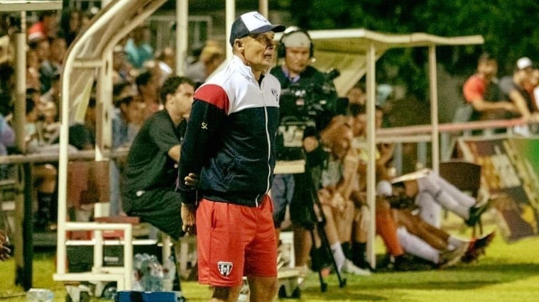 Samuel Garcia, le coach de Tahiti United, entre dans la dernière ligne droite des préparatifs pour la Pro League.