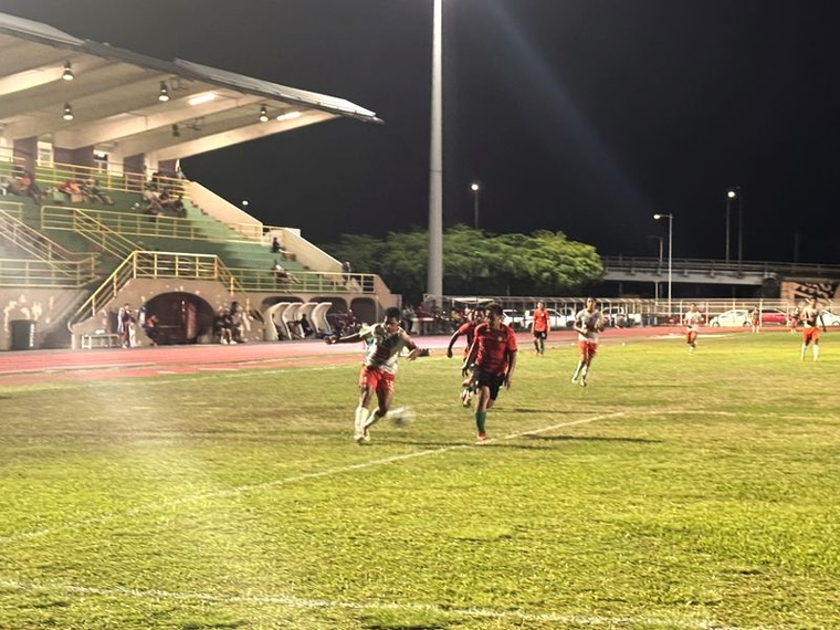 Pour Pirae, les solutions sont venues des côtés. Pour Pirae, les solutions sont venues des côtés.