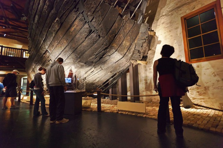 Les restes du véritable Batavia, dont l’épave a été fouillée et en partie récupérée (Western Australian Museum, Fremantle). Les restes du véritable Batavia, dont l’épave a été fouillée et en partie récupérée (Western Australian Museum, Fremantle).