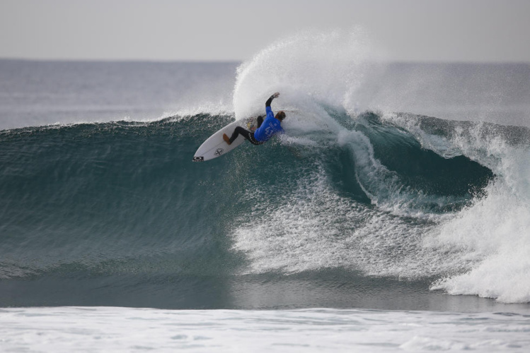 Le "rookie" Caio Ibelli a fait forte impression avec une seule vague notée 8.00 Le "rookie" Caio Ibelli a fait forte impression avec une seule vague notée 8.00