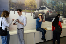 Tesla dévoile sa future Model 3, déjà commandée à 115.000 exemplaires Tesla dévoile sa future Model 3, déjà commandée à 115.000 exemplaires