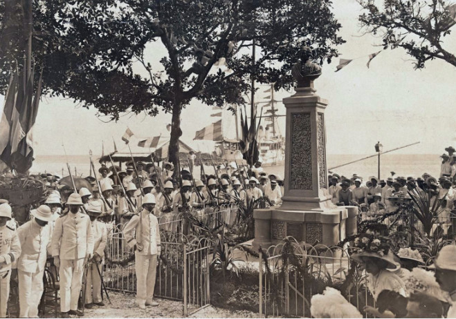 L'inauguration du buste en 1909