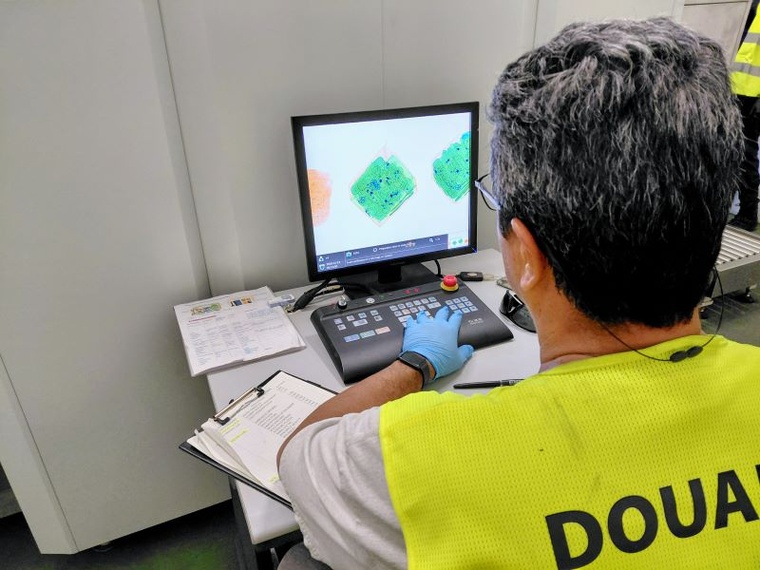 Les douanes présentes sur “l'ensemble des vecteurs”