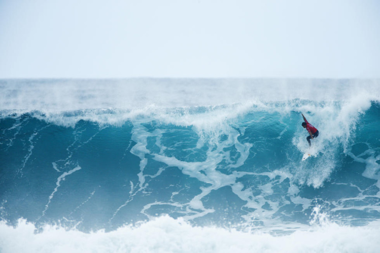 Michel Bourez a bien surfé lors des quarts, mais ce fut insuffisant contre Jordy Smith Michel Bourez a bien surfé lors des quarts, mais ce fut insuffisant contre Jordy Smith