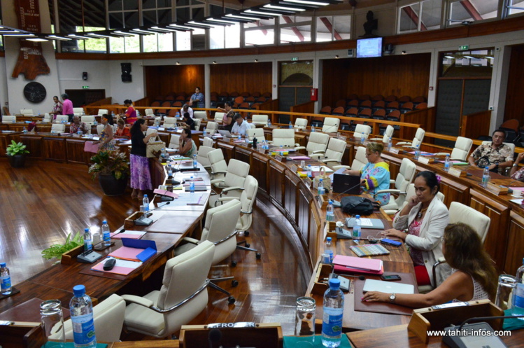 La répartition des commissions intérieures de l'assemblée doit avoir lieu au plus tard lors de la deuxième séance de la session administrative, le 21 avril. Le RMA est en position de rafler la mise.