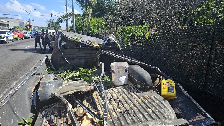 Pick-up écrasé à Papeete : le Pays devra verser 700 000 francs Pick-up écrasé à Papeete : le Pays devra verser 700 000 francs