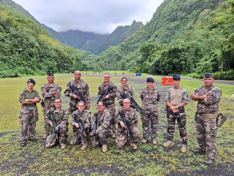 Huit soignants réservistes en formation