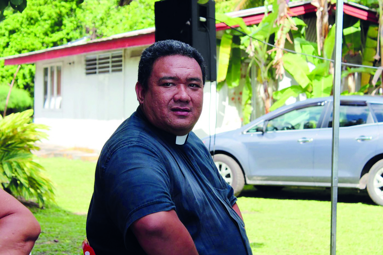 À la barre, le père Noël Ato dans le déni À la barre, le père Noël Ato dans le déni