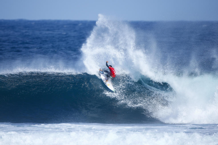 Le champion du monde en titre De Souza a fait lui aussi les frais de ce round 3 fatidique Le champion du monde en titre De Souza a fait lui aussi les frais de ce round 3 fatidique