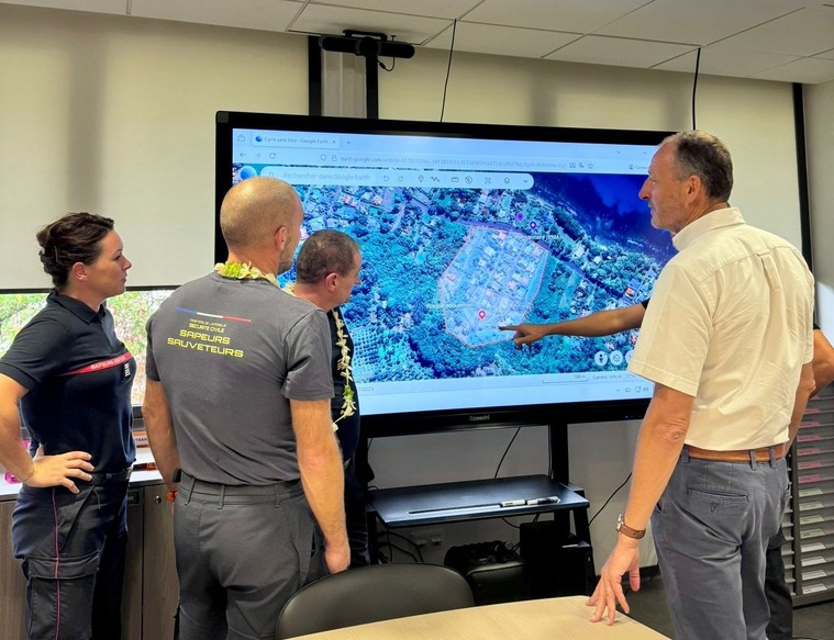 ​[MAJ] Éboulement à Afaahiti : les renforts nationaux sont arrivés