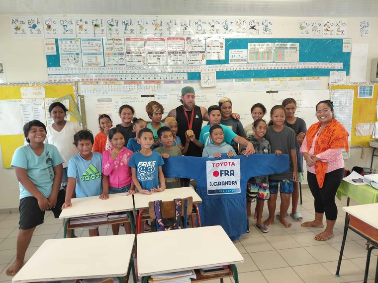 Sensibilisation des élèves de CM2 de l’école de Tiputa, à Rangiroa (Crédit : DR). Sensibilisation des élèves de CM2 de l’école de Tiputa, à Rangiroa (Crédit : DR).