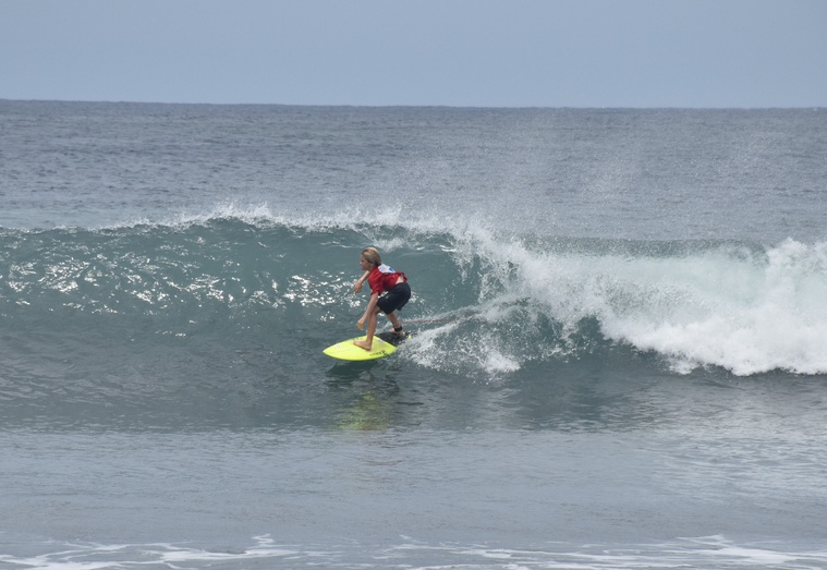 Les moins de 10 ans avec Naiki Pierson étaient aussi présents. Les moins de 10 ans avec Naiki Pierson étaient aussi présents.