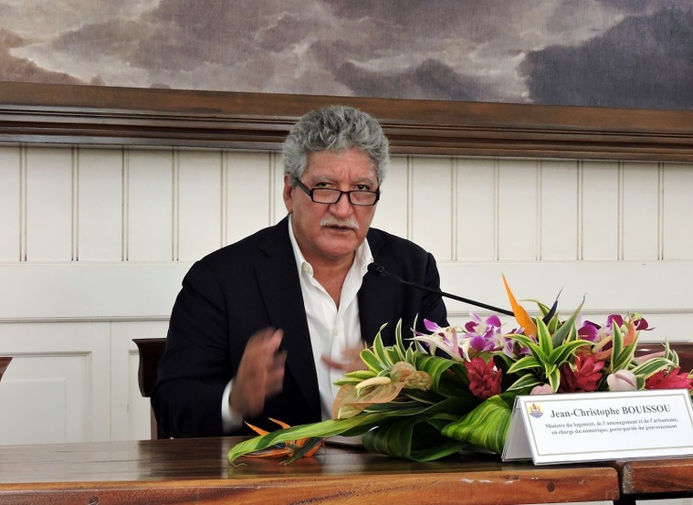 Démission du Pays d'Opua : Bouissou contre-attaque Démission du Pays d'Opua : Bouissou contre-attaque