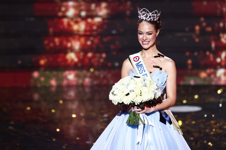 Miss France 2026 : Hinaupoko Devèze, une victoire éblouissante grâce aux votes d’un public enthousiaste Miss France 2026 : Hinaupoko Devèze, une victoire éblouissante grâce aux votes d’un public enthousiaste
