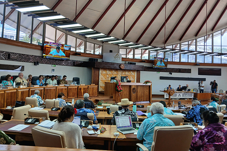 “Vie chère : entre “affichage” politique et inquiétudes des communes” “Vie chère : entre “affichage” politique et inquiétudes des communes”