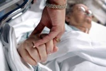 Canada: le gouvernement dépose un projet de loi sur l'aide médicale à mourir Canada: le gouvernement dépose un projet de loi sur l'aide médicale à mourir