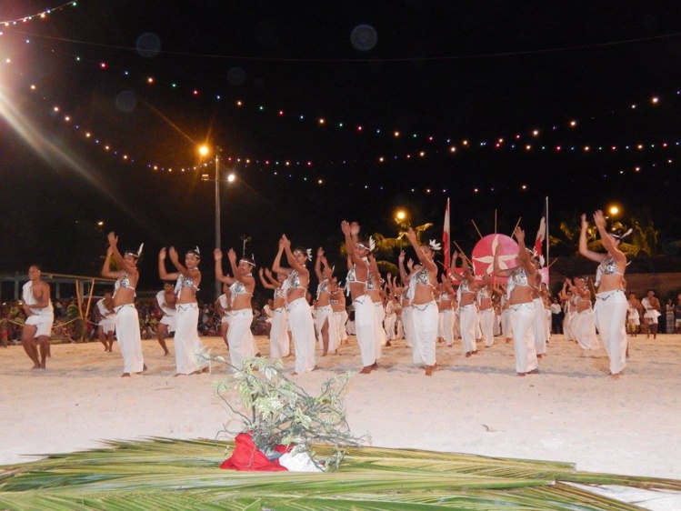 La troupe Pupu Tamarii Anau organise cet événement afin de récolter des fonds pour participer au prochain Heiva i Tahiti.