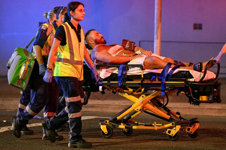 Une attaque "terroriste" et "antisémite" fait 11 morts sur une plage de Sydney Une attaque "terroriste" et "antisémite" fait 11 morts sur une plage de Sydney