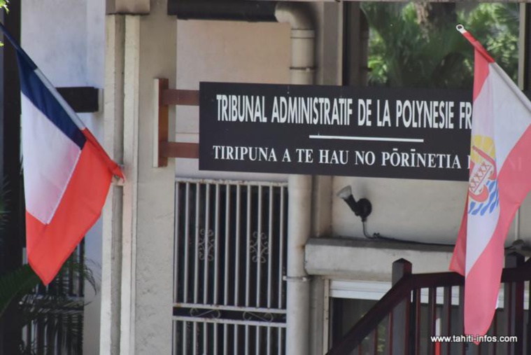 Des enseignants demandent leur reconduction