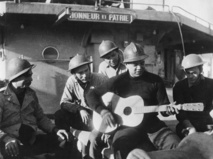 Tableaux vivants et films d'époque pour la mémoire des Tamarii Volontaires Tableaux vivants et films d'époque pour la mémoire des Tamarii Volontaires