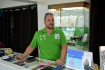 "On fait l'effort d'ouvrir le dimanche et ils nous mettent des exposants au pied du paquebot !" "On fait l'effort d'ouvrir le dimanche et ils nous mettent des exposants au pied du paquebot !"