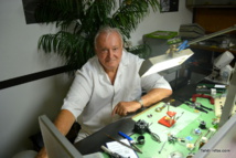 "On fait l'effort d'ouvrir le dimanche et ils nous mettent des exposants au pied du paquebot !" "On fait l'effort d'ouvrir le dimanche et ils nous mettent des exposants au pied du paquebot !"