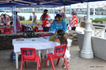 "On fait l'effort d'ouvrir le dimanche et ils nous mettent des exposants au pied du paquebot !" "On fait l'effort d'ouvrir le dimanche et ils nous mettent des exposants au pied du paquebot !"