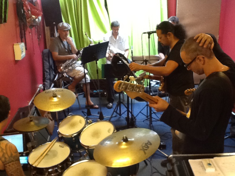 Manahune tour 2016 : Le groupe part en tournée avec de nouveaux musiciens Manahune tour 2016 : Le groupe part en tournée avec de nouveaux musiciens