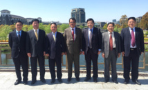 Le président visite l’université de l’Océan de Shanghai Le président visite l’université de l’Océan de Shanghai