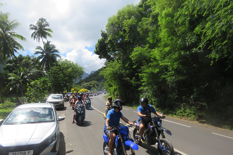 500 deux-roues pour le tere fa’a’ati ia Moorea 500 deux-roues pour le tere fa’a’ati ia Moorea
