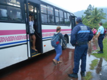 Moorea : Opération anti-drogue dans les collèges d'Afareaitu et Paopao Moorea : Opération anti-drogue dans les collèges d'Afareaitu et Paopao