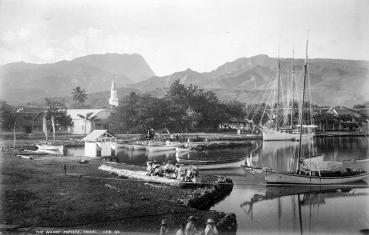 Papeete d’antan, le quai du commerce Papeete d’antan, le quai du commerce