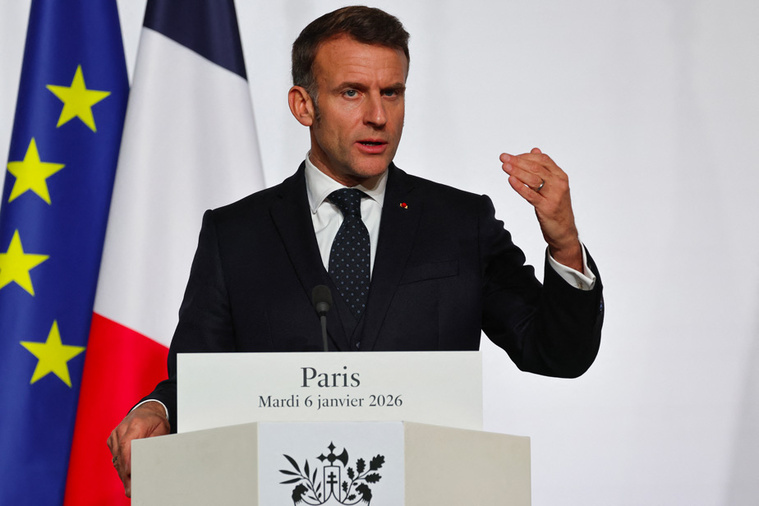 Ludovic MARIN / POOL / AFP