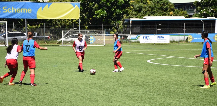 Les U14 et U15 ont bien travaillé ce samedi matin au centre technique de la FTF. Les U14 et U15 ont bien travaillé ce samedi matin au centre technique de la FTF.