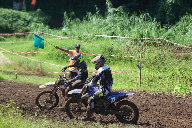 Run comme motocross, la reprise des compétitions est attendue avec impatience par les pratiquants (Crédit : Facebook/MX & Run Tahiti). Run comme motocross, la reprise des compétitions est attendue avec impatience par les pratiquants (Crédit : Facebook/MX & Run Tahiti).